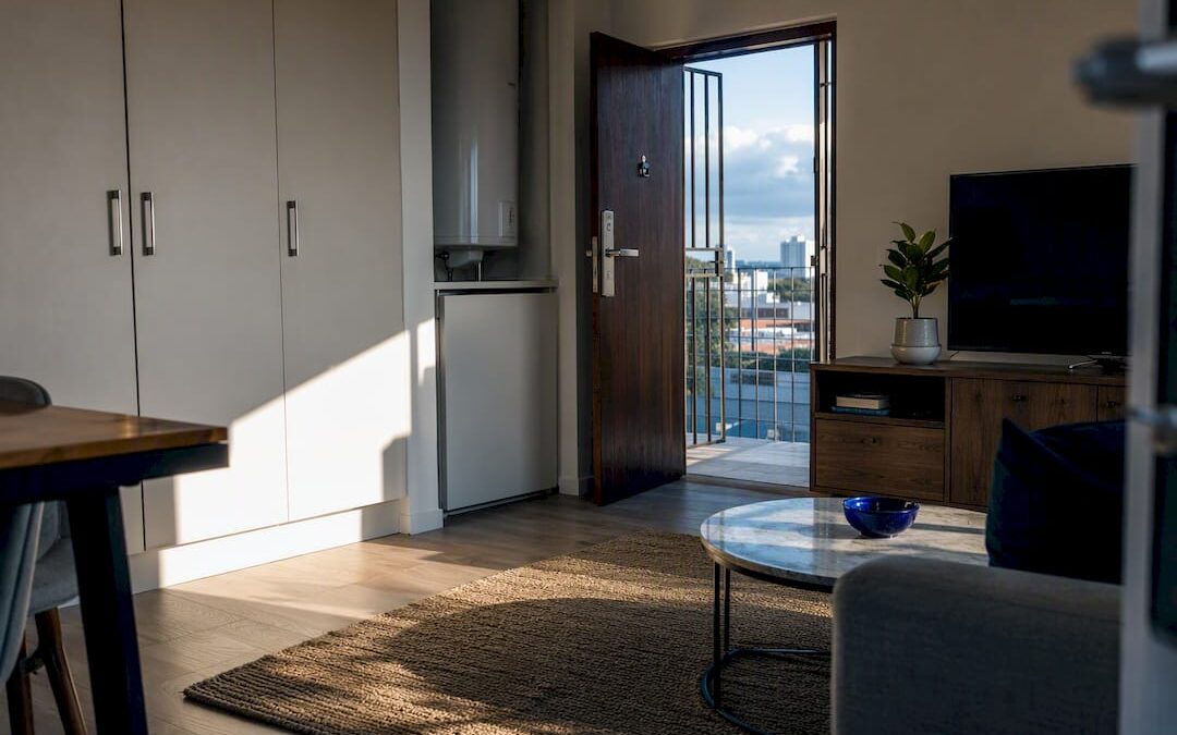 3 Checks Before Signing: Renters Vs Landlord Insurance in South Africa